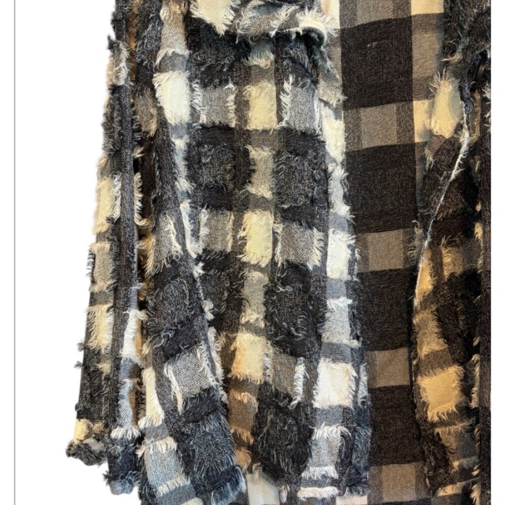 Multiples Long Sleeve Black & White Collared Fuzzy Design Open Front Jacket Med - Picture 3 of 7